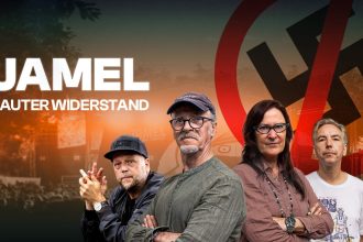 Der Dokumentarfilm „JAMEL – Lauter Widerstand“ (Deutschland 2024) von Regisseur Martin Groß zeigt das beeindruckende Engagement des Künstlerpaars Birgit und Horst Lohmeyer, das sich im mecklenburgischen Dorf Jamel mit Kultur, Musik und Haltung gegen Rechtsextremismus stellt .